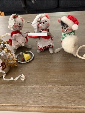 Anna Lee Mice